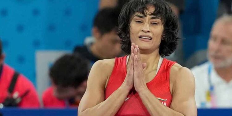 एशियन गेम्स ट्रायल्स में बड़ा उलटफेर: मीनाक्षी गोयत ने विनेश फोगाट को हराया, 6-4 से दर्ज की जीत