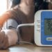 देश में हर 5वां व्यक्ति हाई BP का शिकार, AIIMS डॉक्टर बोले- सिर्फ 2 पॉइंट कम होने से टल सकता है हार्ट अटैक