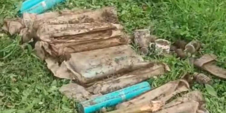 जम्मू-कश्मीर में बड़ा ऑपरेशन: बारामूला में आतंकी ठिकाना ध्वस्त, विस्फोटक बरामद