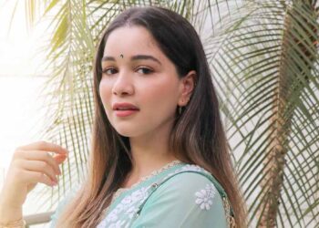 सारा तेंदुलकर का पैपराजी पर गुस्सा, भद्दे कैप्शन को लेकर लगाई फटकार