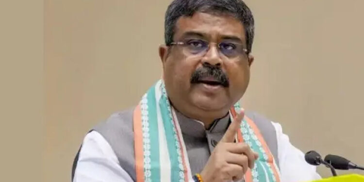 शिक्षा मंत्री धर्मेंद्र प्रधान का बड़ा आश्वासन, बोले- किसी भी छात्र की शिकायत लंबित नहीं रहेगी