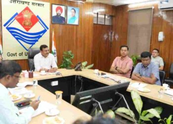 Uttarakhand News: सड़क सुरक्षा पर मुख्य सचिव आनंद बर्द्धन सख्त, बोले- कार्यों में डुप्लीकेसी न हो, तैयार करें एकीकृत कार्य योजना…..