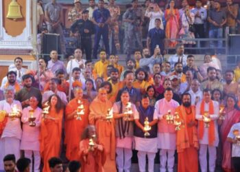Rishikesh: भाजपा के राष्ट्रीय अध्यक्ष नितिन नवीन पहुंचे परमार्थ निकेतन, गंगा आरती में हुए शामिल