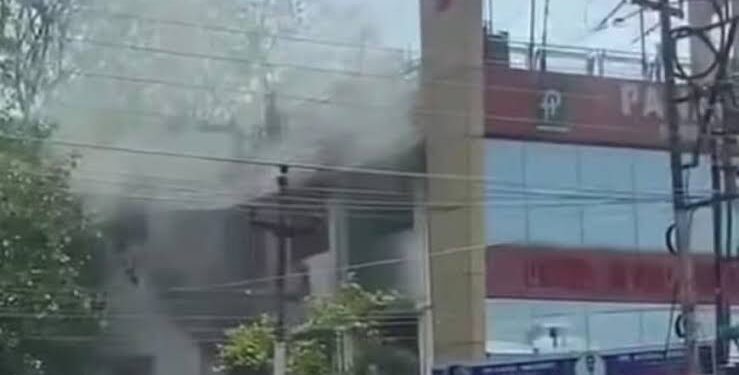 Panacea Hospital Fire: देहरादून के ICU में लगी आग, मरीजों में मची भगदड़, एक की मौत