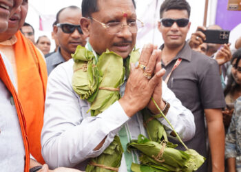 करही बाजार में सुशासन तिहार: मुख्यमंत्री ने तेन्दूपत्ता संग्राहकों व होनहार विद्यार्थियों को दी लाखों की सौगात…