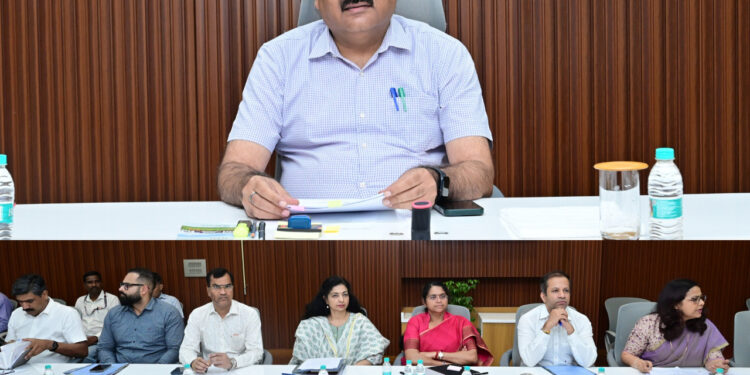 मानसून पूर्व तैयारियां तेज, मुख्य सचिव ने ली बाढ़ नियंत्रण हाई पावर कमेटी की बैठक, 1 जून से कलेक्टर्स देंगे प्रतिदिन रिपोर्ट, संवेदनशील क्षेत्रों और बड़े जलाशयों पर रखी जाएगी चौबीसों घंटे नजर….