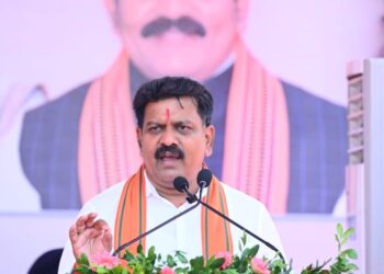 रायपुर पुलिस कमिश्नरेट में “डायल-112 फेस-2 नेक्स्ट जनरेशन” सेवा का उप मुख्यमंत्री विजय शर्मा ने किया शुभारंभ…..