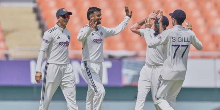 दूसरे दिन भी भारत का पलड़ा भारी, अफगानिस्तान 113/5 पर संघर्षरत