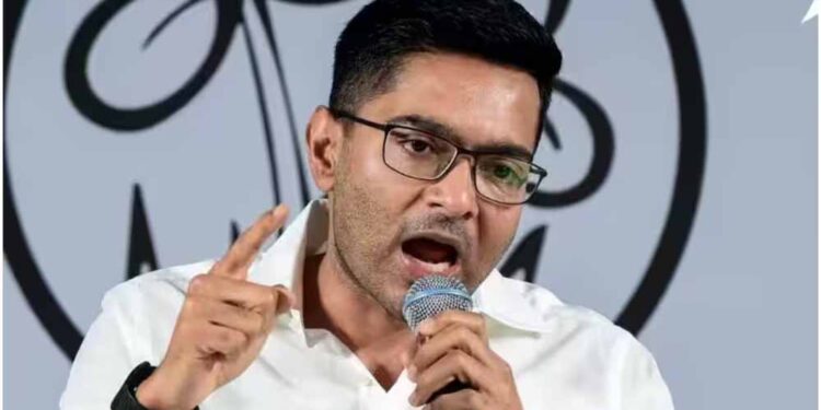 अम्फान राहत फंड में 200 करोड़ के घोटाले का आरोप, अभिषेक बनर्जी पर FIR की मांग