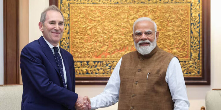 PM मोदी से मिले Amazon CEO, भारत में ₹1220000000000 लाख करोड़ निवेश का बड़ा ऐलान