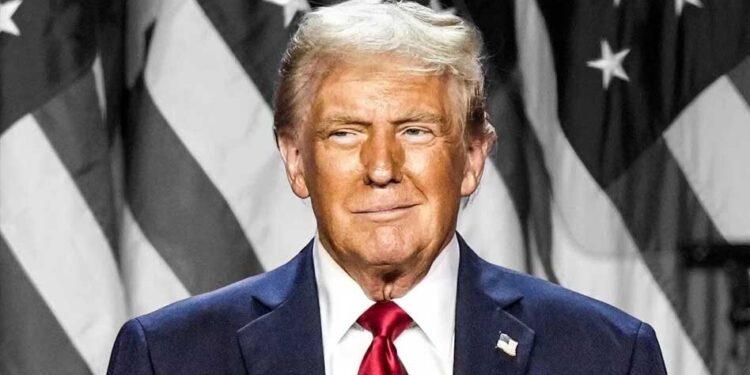 Trump Tariff Cut: ट्रंप ने 25% से घटाकर 15% किया टैरिफ, कई सेक्टर्स को मिला बड़ा फायदा