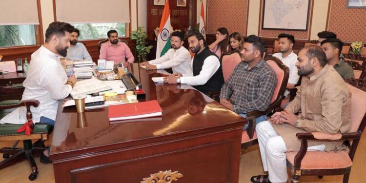 दिल्ली में केंद्रीय मंत्री चिराग पासवान से मिली मध्य प्रदेश लोजपा की टीम; प्रदेश में संगठन विस्तार और जमीनी मजबूती पर हुई सार्थक चर्चा