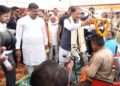 जब मुख्यमंत्री साय ने थामा हाथ, तो दिव्यांग हितग्राही की जिंदगी में लौटी उम्मीद की रौशनी, सुशासन तिहार के समाधान शिविर में मिली बैटरी चलित ट्रायसायकल, संघर्ष भरी जिंदगी को मिला नया सहारा…..