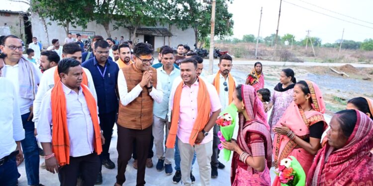 तुरंगा को मिली विकास कार्यों की सौगात, वित्त मंत्री ओ.पी. चौधरी ने किया लोकार्पण, मिनी स्टेडियम, सांस्कृतिक शेड और सीसी रोड क्षेत्रवासियों को किए समर्पित….