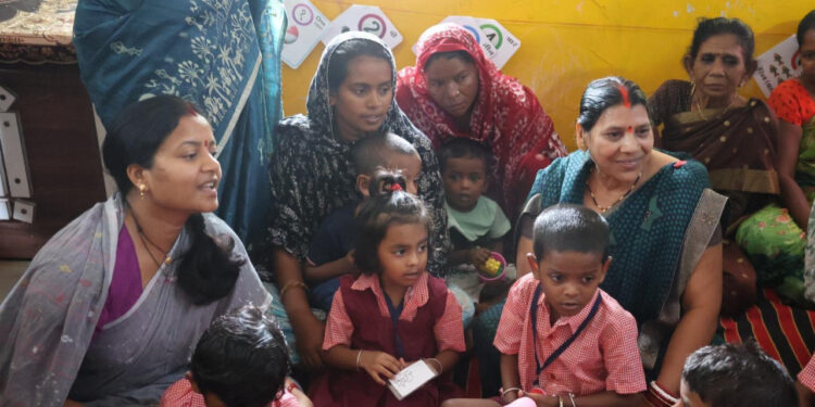 कुपोषण मुक्त छत्तीसगढ़ की दिशा में सशक्त पहल : मंत्री लक्ष्मी राजवाड़े ने एनआरसी और आंगनबाड़ी में बच्चों संग बिताया समय…..