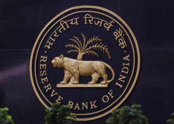 RBI Ombudsman Scheme: बैंक की शिकायत का नहीं हुआ समाधान? यहां करें कंप्लेन, मैनेजर को देना होगा जवाब