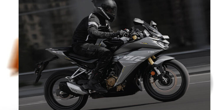 Hero Karizma XMR250 की पहली झलक, स्पोर्टी लुक और दमदार इंजन से लॉन्च से पहले मचाई हलचल