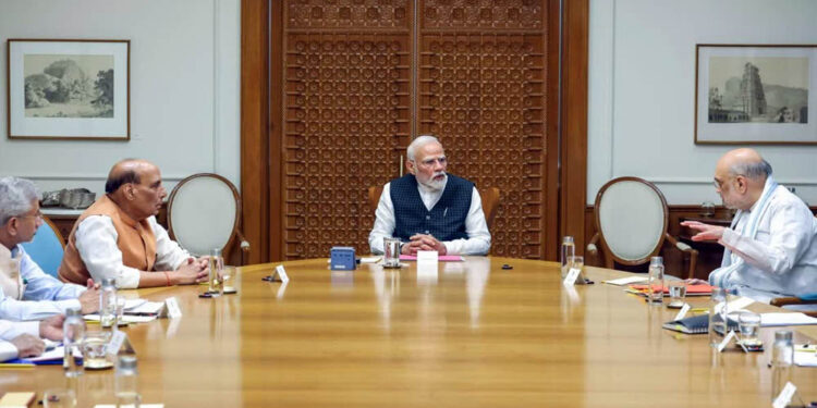 वाराणसी को बड़ी सौगात, गंगा किनारे बनेगा एलिवेटेड कॉरिडोर; ₹2.19 लाख करोड़ के 7 बड़े प्रोजेक्ट्स को मंजूरी