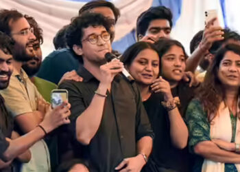 आखिर फिर आंदोलन की राह पर क्यों है कॉकरोच जनता पार्टी? जानिए नई चेतावनी की वजह