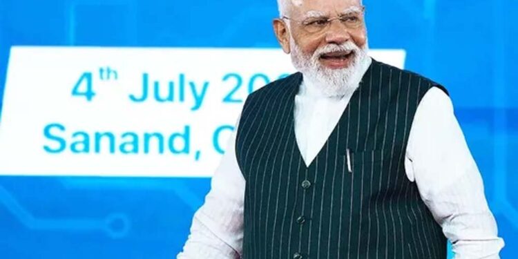 साणंद में सेमीकंडक्टर प्लांट का उद्घाटन, पीएम मोदी का ‘सुन रहे हो न विनोद’ डायलॉग वायरल
