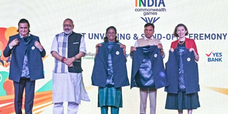 ग्लासगो कॉमनवेल्थ गेम्स के लिए रवाना हुआ भारतीय दल, खिलाड़ियों को मिली भव्य विदाई
