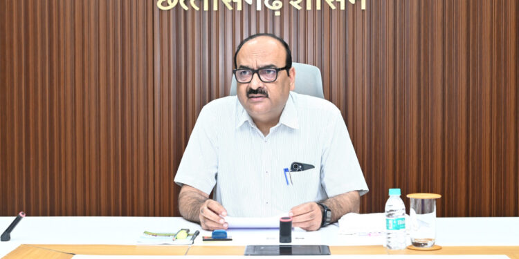 आदिवासी हितों से जुड़े विभिन्न विषयों के निराकरण हेतु उच्च स्तरीय समिति गठित करने के निर्देश : मुख्य सचिव विकासशील…..