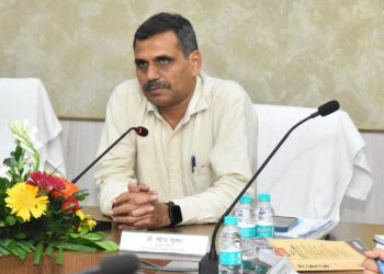 छत्तीसगढ़ में नई श्रम संहिताओं के क्रियान्वयन की हुई समीक्षा, भारत सरकार के श्रम एवं रोजगार मंत्रालय के संयुक्त सचिव ने लिया तैयारियों का जायजा…
