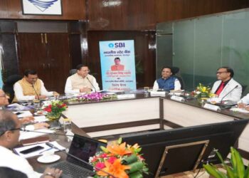 Uttarakhand News: बैंकर्स समिति की बैठक में CM धामी सख्त, बोले- जनकल्याणकारी योजनाओं का लाभ हर पात्र तक पहुंचे….