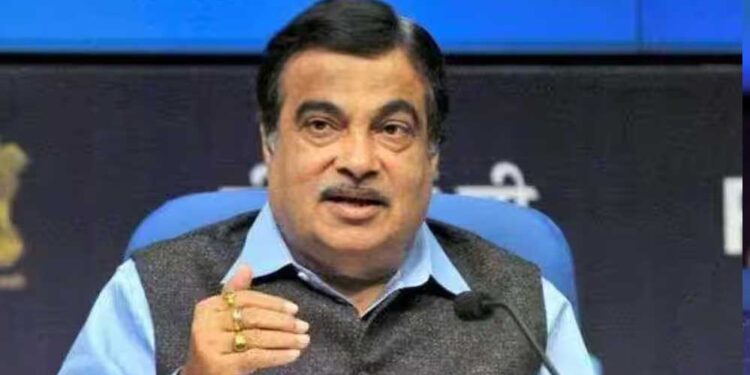 E20 Petrol से गाड़ियों पर कितना पड़ेगा असर? नितिन गडकरी ने बताया- क्या इंजन बदलने की पड़ेगी जरूरत