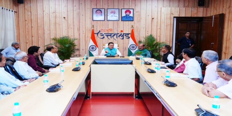Uttarakhand News: CM धामी ने किया ‘सेवा विधि’ पुस्तक का विमोचन, प्रशासनिक कार्यों को मिलेगी नई दिशा….