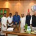 विधानसभा अध्यक्ष डॉ रमन सिंह को बोल बम समिति के संयोजक जितेन्द्र वर्मा ने 17 अगस्त को आयोजित विशाल बोल बम कांवर यात्रा में किया आमंत्रित…
