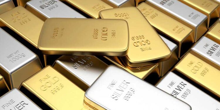 Silver Price Crash: 13 दिन में ₹13,000 टूटी चांदी, आज फिर बड़ी गिरावट, सोने के दाम भी फिसले