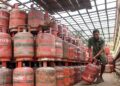 New 10kg LPG Cylinder: जल्द लॉन्च हो सकता है 10 किलो का नया गैस सिलेंडर, जानिए संभावित कीमत