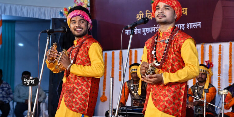 छत्तीसगढ़ की सांस्कृतिक विरासत को मिलेगा मंच, वार्षिक आयोजनों के लिए कलाकारों से आवेदन आमंत्रित…