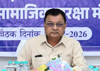 असंगठित कर्मकारों के लिए नई योजनाएं बनेगी, ई-रिक्शा सहायता योजना में अनुदान बढ़ाकर एक लाख रुपये किया जाएगा: श्रम मंत्री लखनलाल देवांगन…..