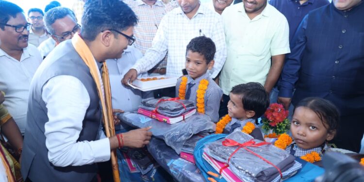 शिक्षा जीवन बदलने की सबसे बड़ी ताकत: वित्त मंत्री ओपी चौधरी…..