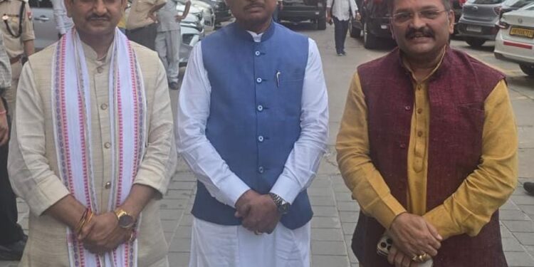 मुख्यमंत्री विष्णुदेव साय ने विधायक किरण सिंह देव का जाना कुशलक्षेम, शीघ्र स्वास्थ्य लाभ की कामना की….