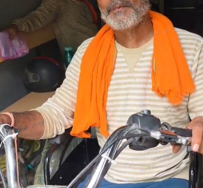 मुख्यमंत्री हेल्पलाइन 1076 बनी दिव्यांगजनों के लिए संबल, दो दिव्यांग हितग्राहियों को मिली बैटरी चालित ट्राइसायकल, आवागमन हुआ आसान और आत्मनिर्भरता को मिला बल…..