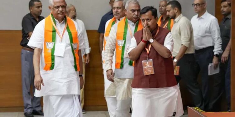 BJP की पहली राष्ट्रीय बैठक में ‘वंदे मातरम्’ पर बड़ा फैसला, कांग्रेस के खिलाफ देशव्यापी अभियान की तैयारी
