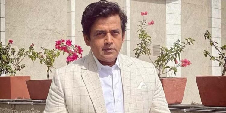 सात सितारा होटल वाली गरीबी पर रवि किशन का बयान, सोशल मीडिया पर उड़ने लगे मजाक