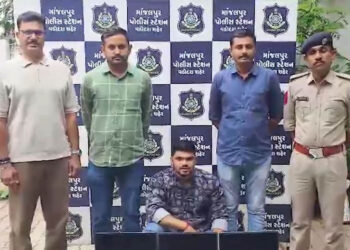 ‘कपड़े उतारो और पैसे कमाओ’! 10वीं पास युवक ने बनाया ऐप, फ्लैट में चल रहा था ऑनलाइन खेल