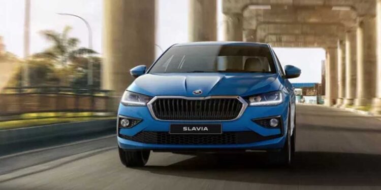 Skoda Slavia Facelift: कल होगी लॉन्च, नए लुक के साथ मिलेंगे बड़े अपडेट; 8-स्पीड ऑटोमैटिक गियरबॉक्स खास