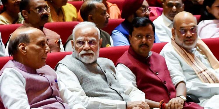BJP New Team: नितिन नवीन की नई टीम में बड़े बदलाव, बीजेपी ने दिए 5 बड़े सियासी संदेश