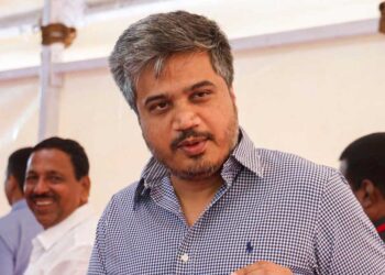 मां से नाराज होकर घर से निकली विधायक रोहित पवार के PA की बेटी, अगले दिन नाले में मिली लाश