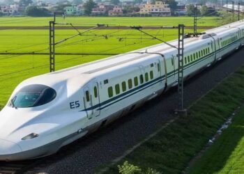 India’s First Bullet Train: जमीन से 12 मीटर ऊपर बना ये स्टेशन, 320 किमी की रफ्तार से दौड़ेगी ट्रेन; जानें वजह