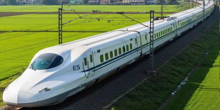 India’s First Bullet Train: जमीन से 12 मीटर ऊपर बना ये स्टेशन, 320 किमी की रफ्तार से दौड़ेगी ट्रेन; जानें वजह