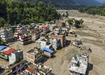 नेपाल में एक और जलप्रलय का खतरा! लेंडे नदी पर बनी झील को लेकर चीन की बड़ी चेतावनी