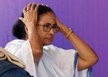 ममता बनर्जी ने नहीं मानी कलकत्ता हाईकोर्ट की बात, कोलकाता में दर्ज हुई FIR