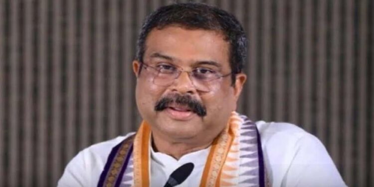 नीट पेपर लीक विवाद पर धर्मेंद्र प्रधान का बड़ा बयान, बोले- पद मेरे लिए महत्वपूर्ण नहीं