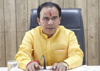 कॉलेज आने-जाने के लिए पहाड़ की बेटियों को मुफ्त परिवहन का इंतजार